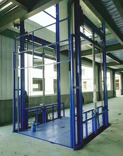750 Kg Hydraulic Goods Lift